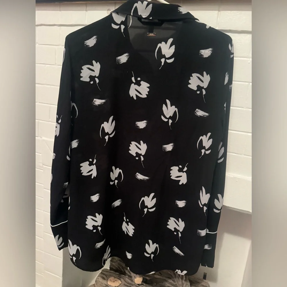 🤑🤑ARMANI EXCHANGE WOMENS M🤑🤑 - Picture 4 of 8